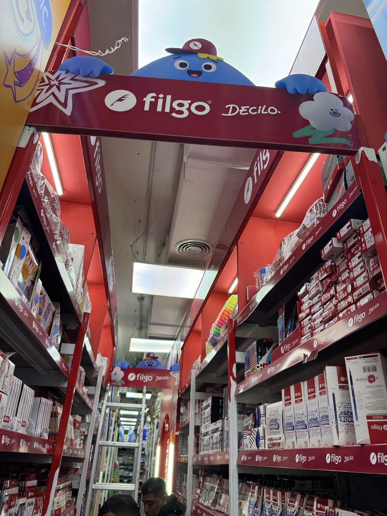 Exhibidor en el punto de venta para la marca Filgo